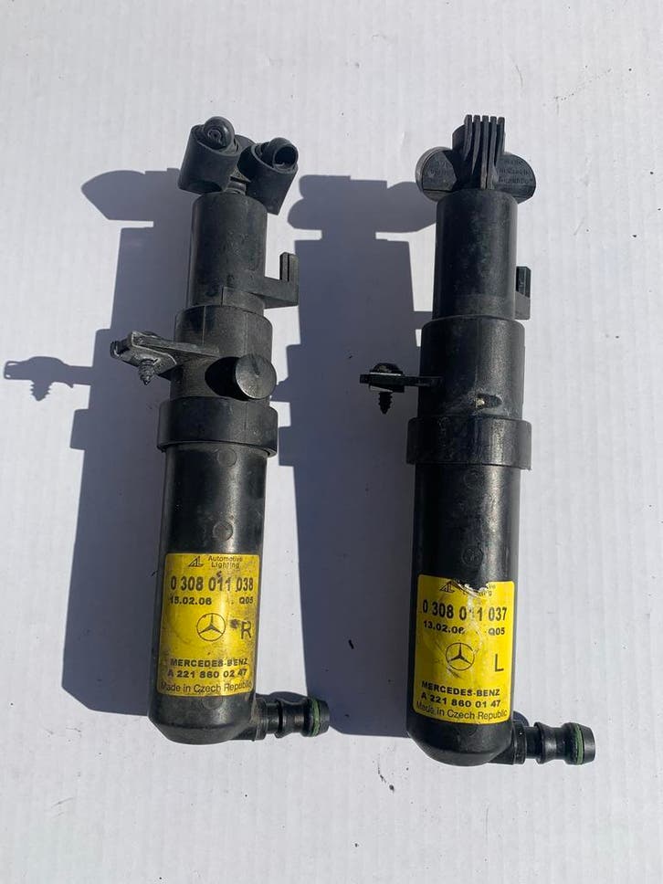 S600 L koplampsproeier pompjes set A2218600147 A2218600247, Auto-onderdelen, Overige Auto-onderdelen, Gebruikt, Mercedes-Benz