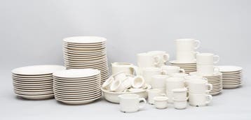 Een 129-delig ‘Arabi’ servies, model Kesti, Finland
