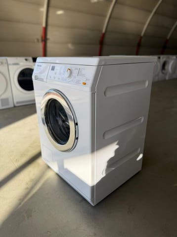 Miele wasmachine 6kg jeans en overhemden programma A+, Energieklasse A of zuiniger, Minder dan 85 cm, Refurbished, Ophalen of Verzenden