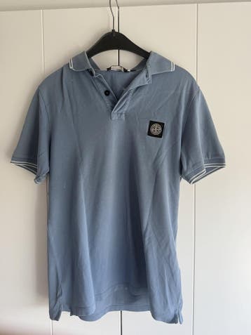 Stone Island Polo – Lichtblauw – Maat M (opknappertje), Kleding | Heren, Polo's, Stone island, Ophalen of Verzenden, Gedragen