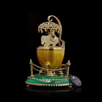 Fabergé ei - Fabergé - by Victor Mayer – No. 3 of 25 - 18 kt