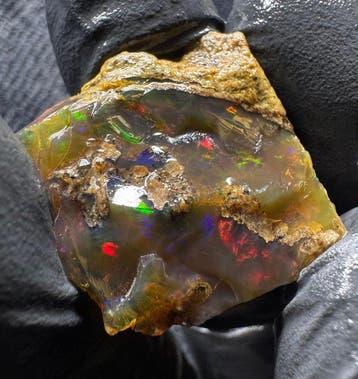 32ct Kristal Opaal Ruw- 6.4 g