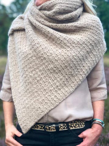 Haakpatroon Super Soft Alpaca Wrap met riempje - Handmadej, Ophalen of Verzenden, Nieuw
