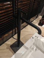 Staande Badkraan mat zwart - 2 PKW, Doe-het-zelf en Verbouw, Sanitair, Ophalen, Nieuw, Kraan