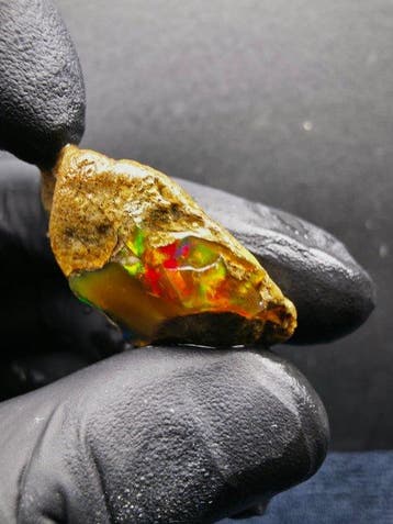 61ct Crystal Opal Specimen Ruw- 12 g