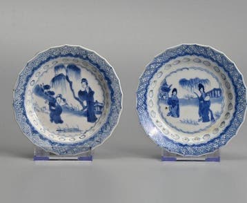 Bord (2) - fine pair of Chinese blue and white porcelain