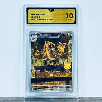 Pokémon Graded card - Kommo-o 143 - 30th Anniversary –, Nieuw