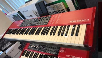 Nord Electro 4 SW73 in perfecte staat, Ophalen of Verzenden, Zo goed als nieuw, Digitaal