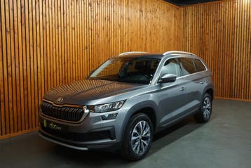 Skoda Kodiaq 1.5 TSI Business Edition Automaat Apple carplay, Voorwielaandrijving, Leder en Stof, Grijs, Kodiaq