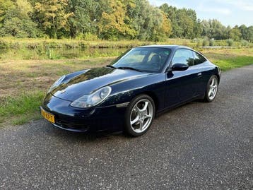 Porsche - 911 (996) Carrera 4 - 2000
