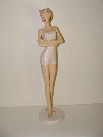 Beeld, Wunderschöne Statue, Bade Dame Badenixe stehend, Eine
