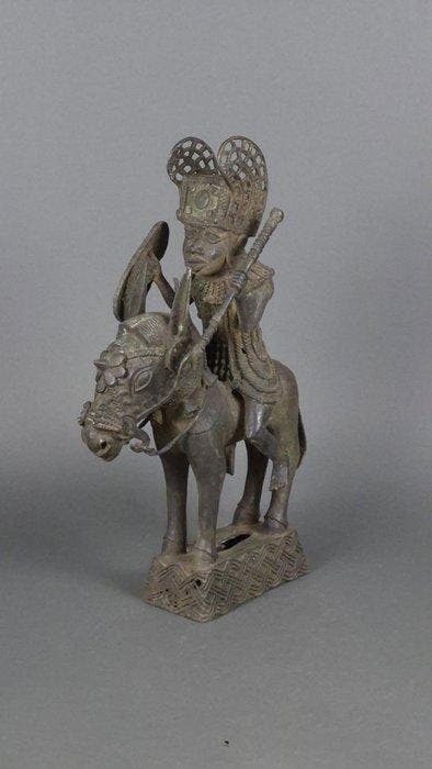 prachtige ruiter in bronzenlegering - bini/edo - Nigeria, Antiek en Kunst, Kunst | Niet-Westerse kunst