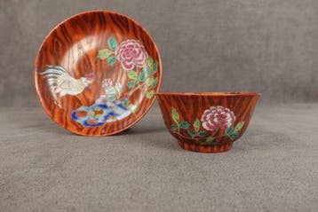 Chinees Faux-Houtnerf Famille Rose Kop en Schotel – Haan &
