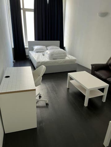 Eigen Kamer aan Henegouwerlaan, Rotterdam, 50 m² of meer, Rotterdam