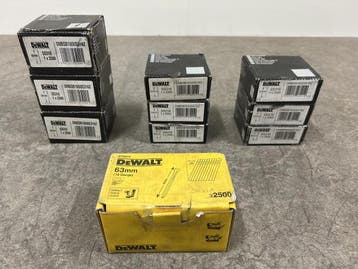 Veiling - DeWalt afwerknagels set 10-delig, Nieuw