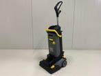 KARCHER SCHROB-/ ZUIGMACHINE BR 30/4 C Bp, Ophalen of Verzenden, Gebruikt