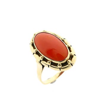 Vintage gouden ring met bloedkoraal, Sieraden, Tassen en Uiterlijk, Ringen, Gebruikt, Ophalen of Verzenden, Kleiner dan 17, Met edelsteen