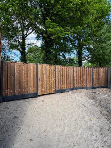 Hout en/of beton schuttingen, Tuin en Terras, Nieuw, Hout, 2 meter of meer