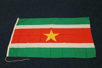 Surinaamse vlag van Suriname 200 x 300cm Nieuw!, Verzenden, Nieuw