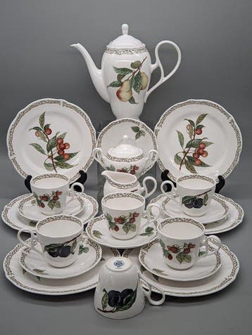 Koffie- en theeservies - Noritake Royal Orchard
