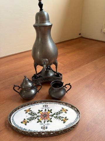 Rio tirl - Koffiepot (5) - Tin - Tinnen kraantjeskan