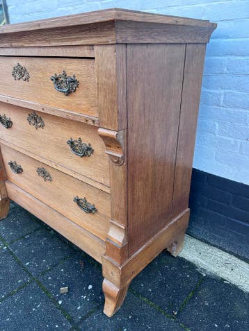 antiek eiken 3 ladekast,, 102 x 47 cm, hoog 98cm