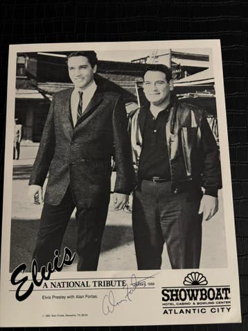 Elvis Presley - Handgesigneerde foto Alan Fortas, Ophalen of Verzenden, Zo goed als nieuw, Foto of Kaart, Gesigneerd