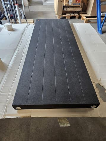 Isan F10V 120 x 42 cm radiator Grijs metallic 577 watt, Ophalen of Verzenden, Nieuw, Overige typen