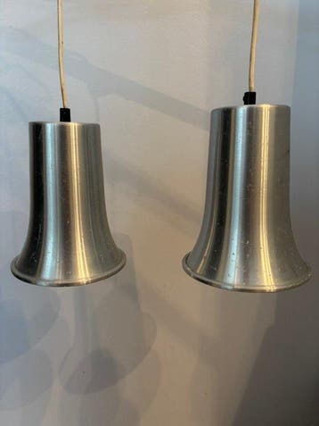 Lamp (2) - space age - Aluminium - Trompet Hanglampen
