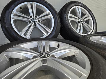 Tiguan Kodiaq Q3 Tarraco 18 inch velgen winterbanden 5x112, Auto-onderdelen, Banden en Velgen, 18 inch, Banden en Velgen, Nieuw