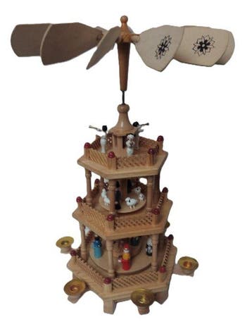 Kerstbeeldje - Draaiende kerstpiramide 3 verdiepingen - 46
