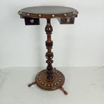 Bijzettafel - Hout, Been - Eclectische bijzettafel