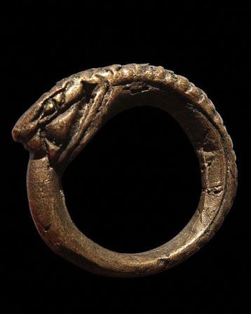 Brons, Boeddhistische ring van macht en meditatie - Naga -