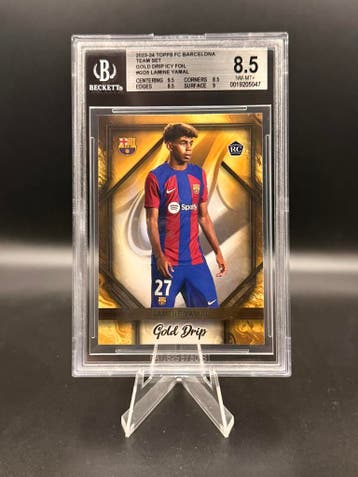 Beckett 8.5 Topps Team Set Gold Drip Foil Lamine Yamal #GD5, Verzenden, Zo goed als nieuw, Losse kaart