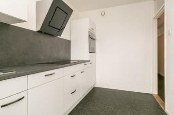 Te Huur 4 Kamer Appartement Waalstraat In Enschede, Direct bij eigenaar, Overijssel, Enschede, Appartement