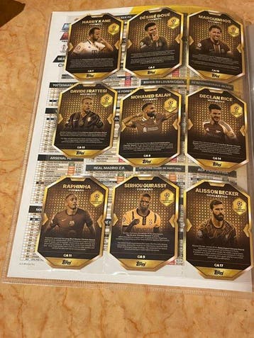 2025/26 Topps JUMBO LOT! 300+ AND a FULL BINDER OF RARE, Nieuw