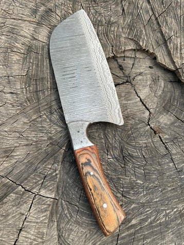 K Romain - Keukenmes - Chefs knife - Presentatie van