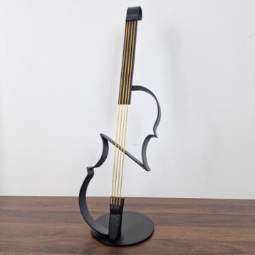 José Soler Art - Violin Lines. Black hammer and Gold