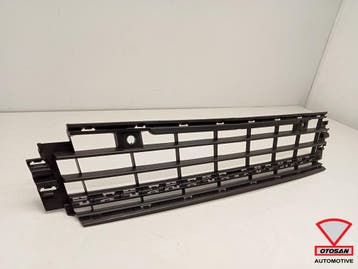 VW Golf 8 2019-2024 Voorbumper Rooster Sierlijst Midden Nieu, Ophalen, Nieuw, Bumper, Volkswagen