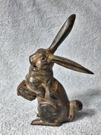 Pierre Chenet (XX-XXI) - sculptuur, Le Lapin a la pose -