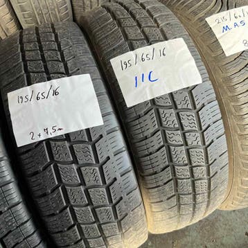2 x Vredestein 195-65-16 C 4 Seizoenbanden 7,5mm, 16 inch, Ophalen of Verzenden, All Season, Band(en)