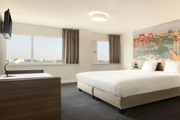 Studio Schiekade in Rotterdam, Huizen en Kamers, Kamers te huur, 20 tot 35 m², Rotterdam