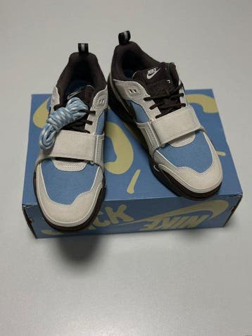 Nike - Nike x Travis Scott - Low-top sneakers - Maat: EU 42, Kleding | Heren, Nieuw