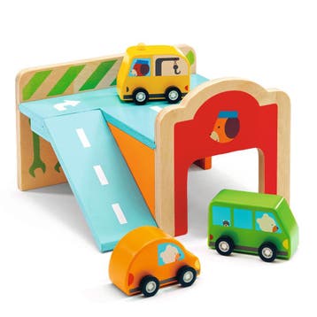 Djeco houten speelgoed Minigarage b van €24,99 voor €22,90, Ophalen of Verzenden, Nieuw