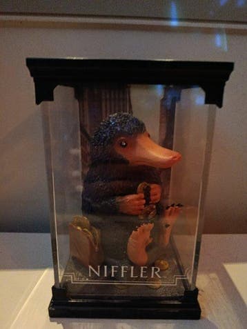 Resina The Noble Collection Harry Potter warner - Speelgoed, Nieuw