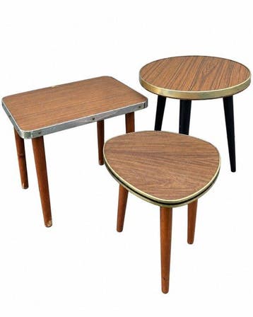 Set bijzettafels - Hout, Metaal - Set van drie vintage
