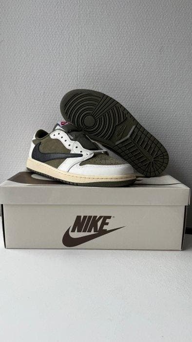 Nike - Jordan 1 Low Travis Scott OG SP Medium Olive -, Kleding | Heren, Schoenen