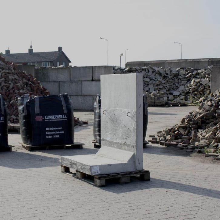 Profi- Keerwand grijs 130 cm hoog, 49 cm Lang, ca.79-85 c..., Tuin en Terras, Bielzen en Borders, Nieuw, Ophalen of Verzenden