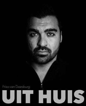 Boek Uit Huis 9789082703733, Verzenden, Nieuw