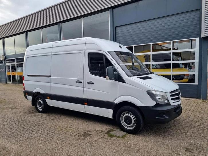 Zakelijke Lease |  Mercedes-Benz Sprinter 314 CDI/ L2H2/ Aut, Auto's, Bestelauto's, Onderhoudsboekje, Lease, Zwart, Automaat, Wit